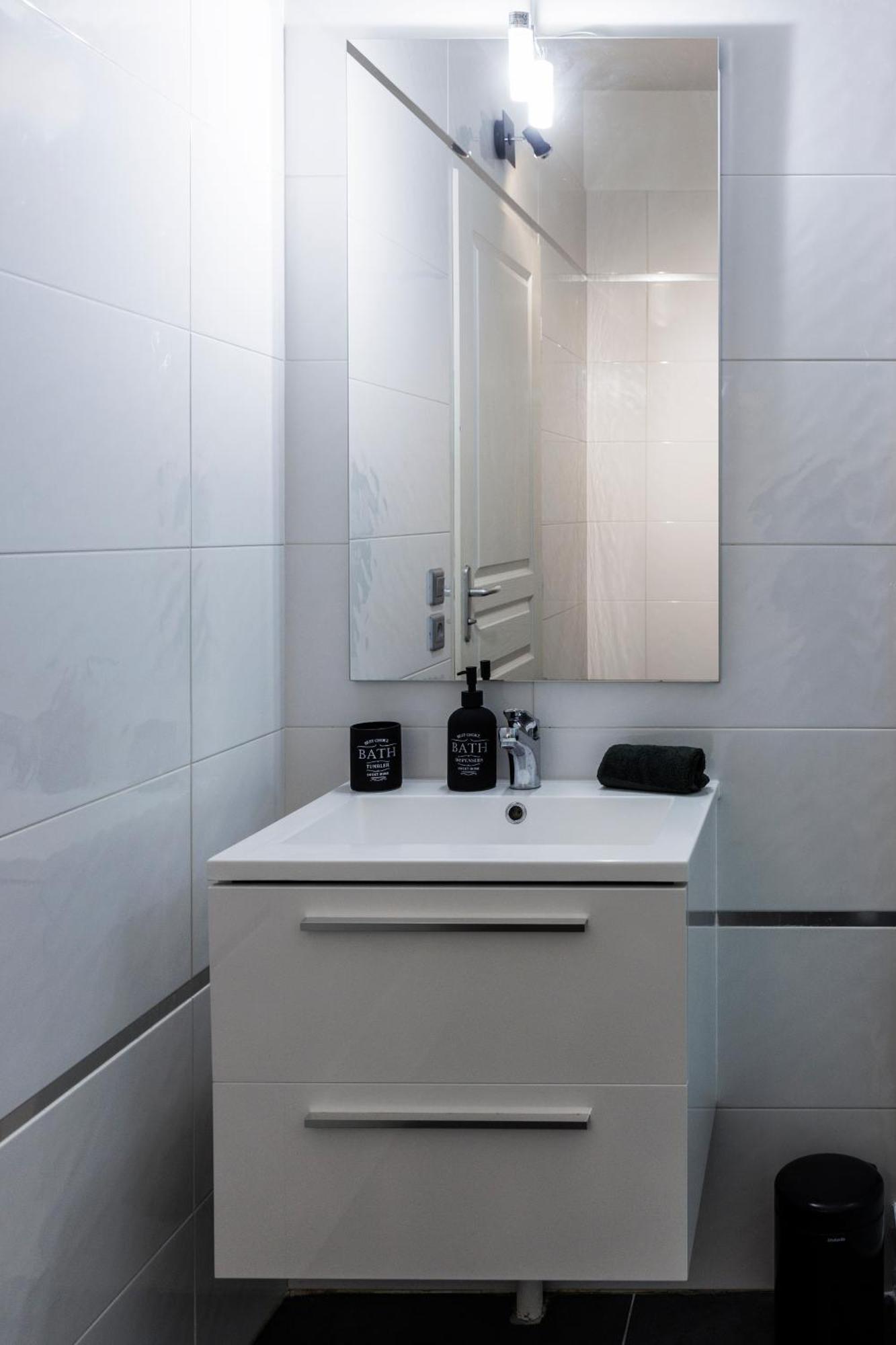 Manhattan Loft - Centre - 5 Mn A Pied Gare - Parking Prive - Patio ทรัวส์ ภายนอก รูปภาพ